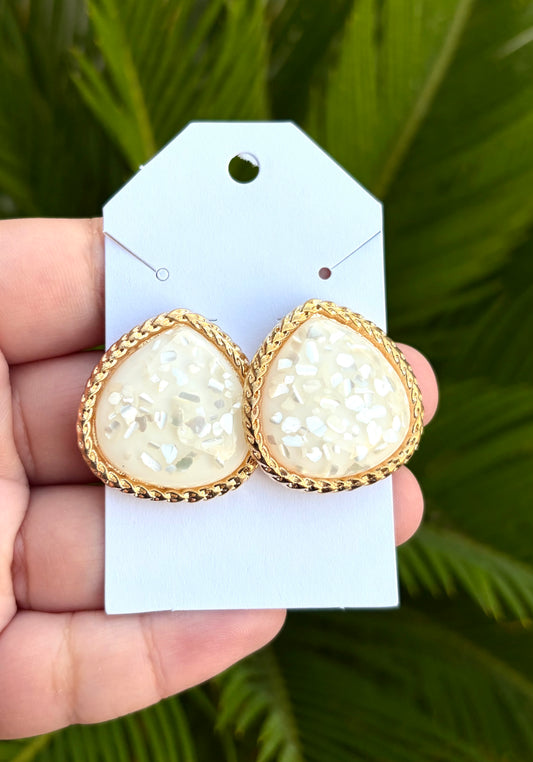 Teardrop studs