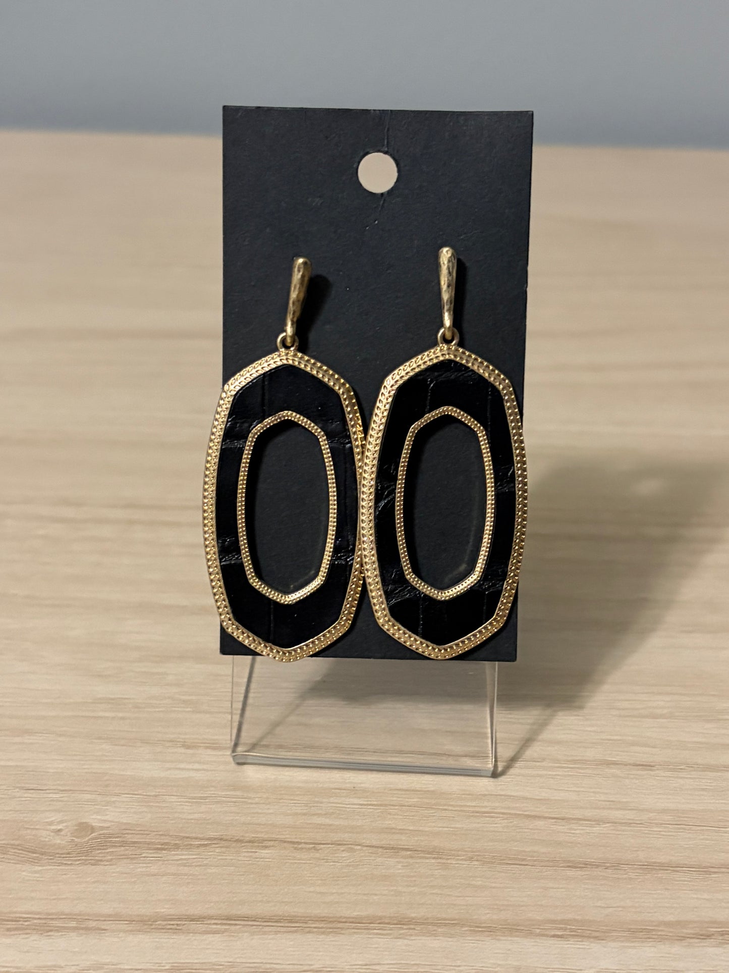 Leather earrings